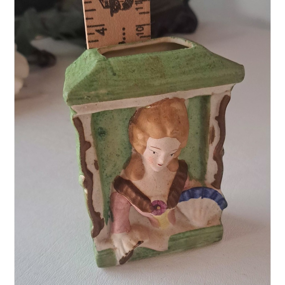 Vintage Bisque Wall Pocket Victorian Woman in Window Occupied Japan - Picture 5 of 10